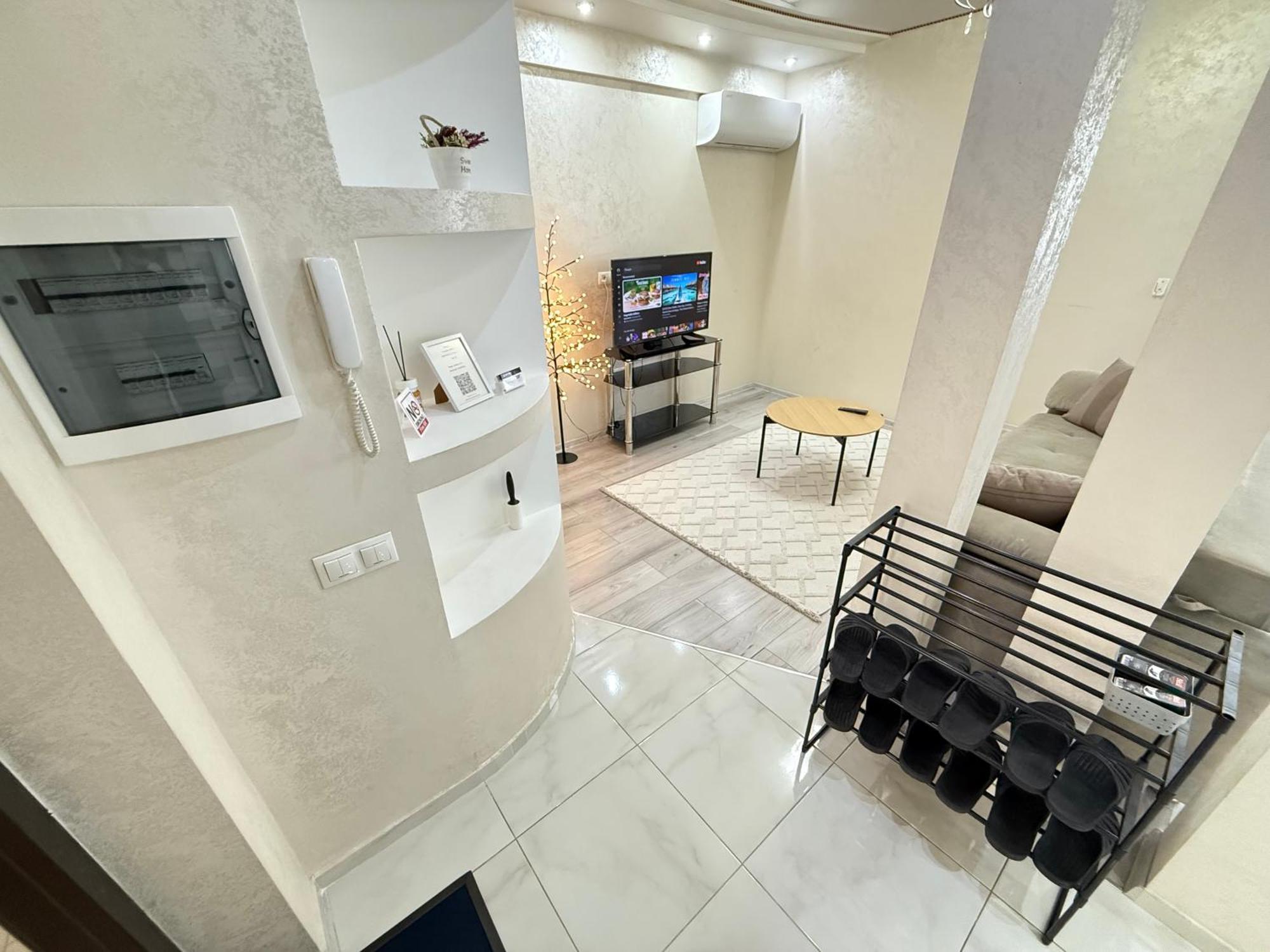 Cozy Two Bedroom Large Apartment Chisinau Bagian luar foto